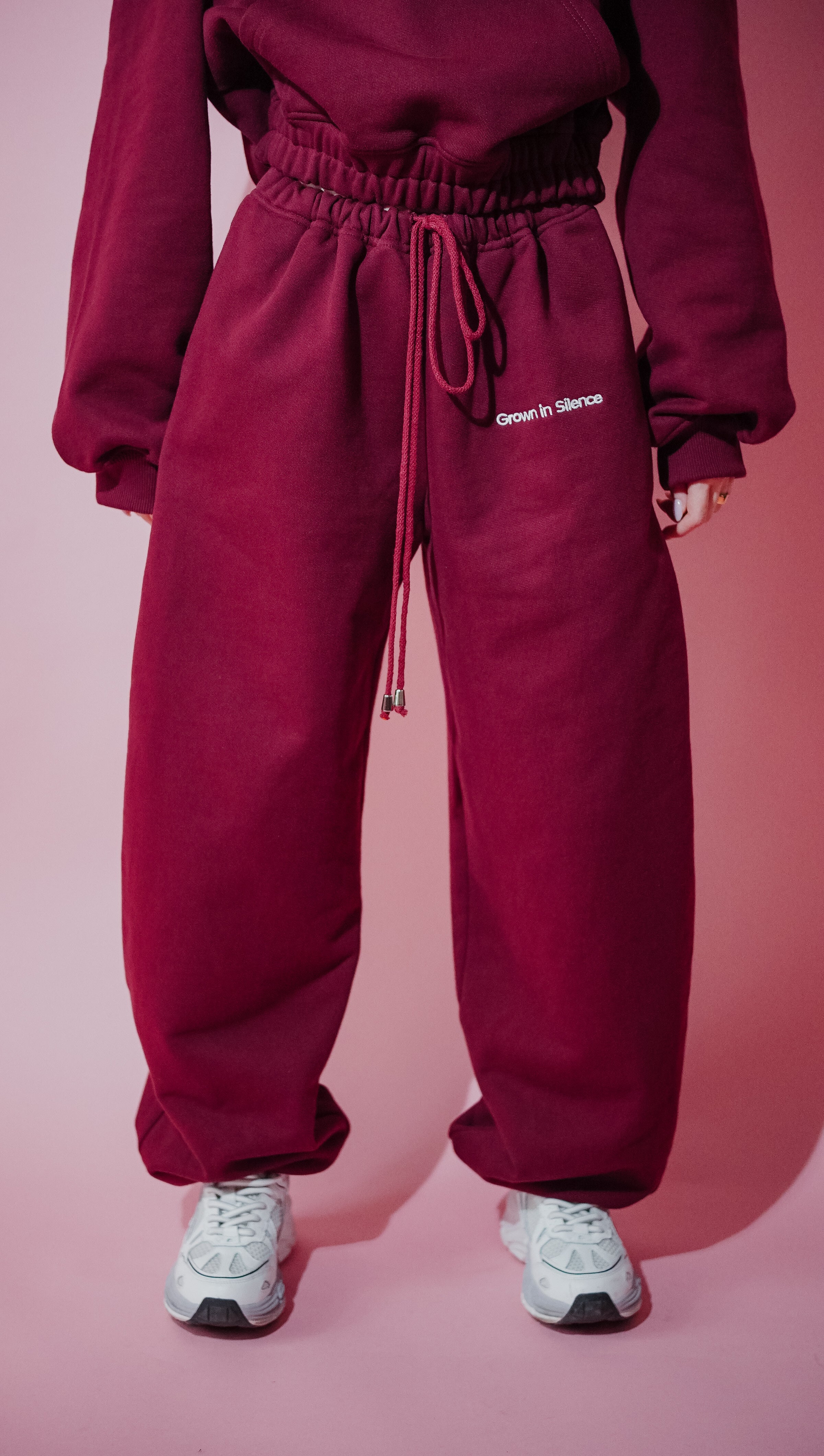 Barrel Joggers in Ruby WINE