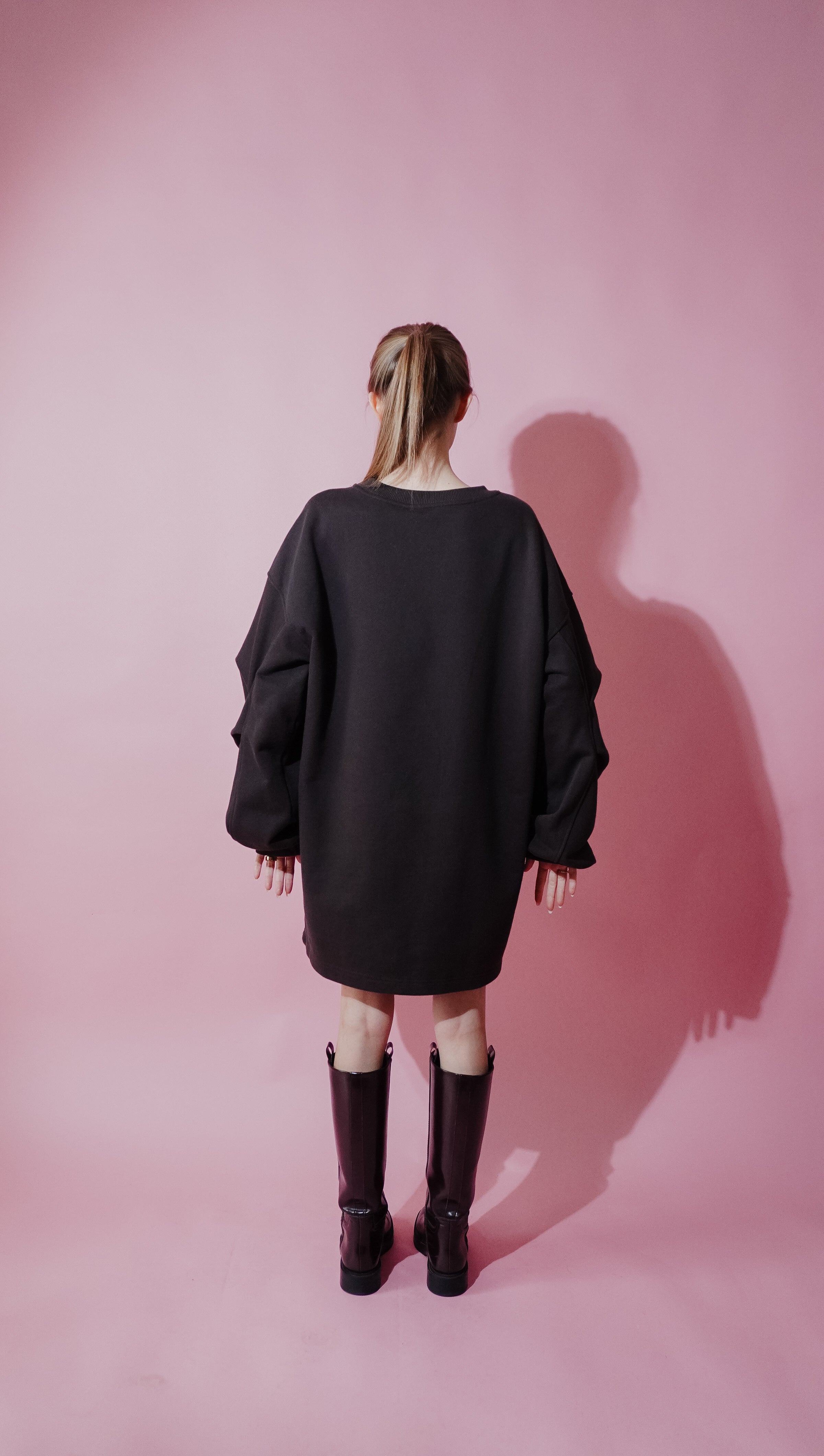 Oversize Sweatshirt Dress in DARK CHOCO