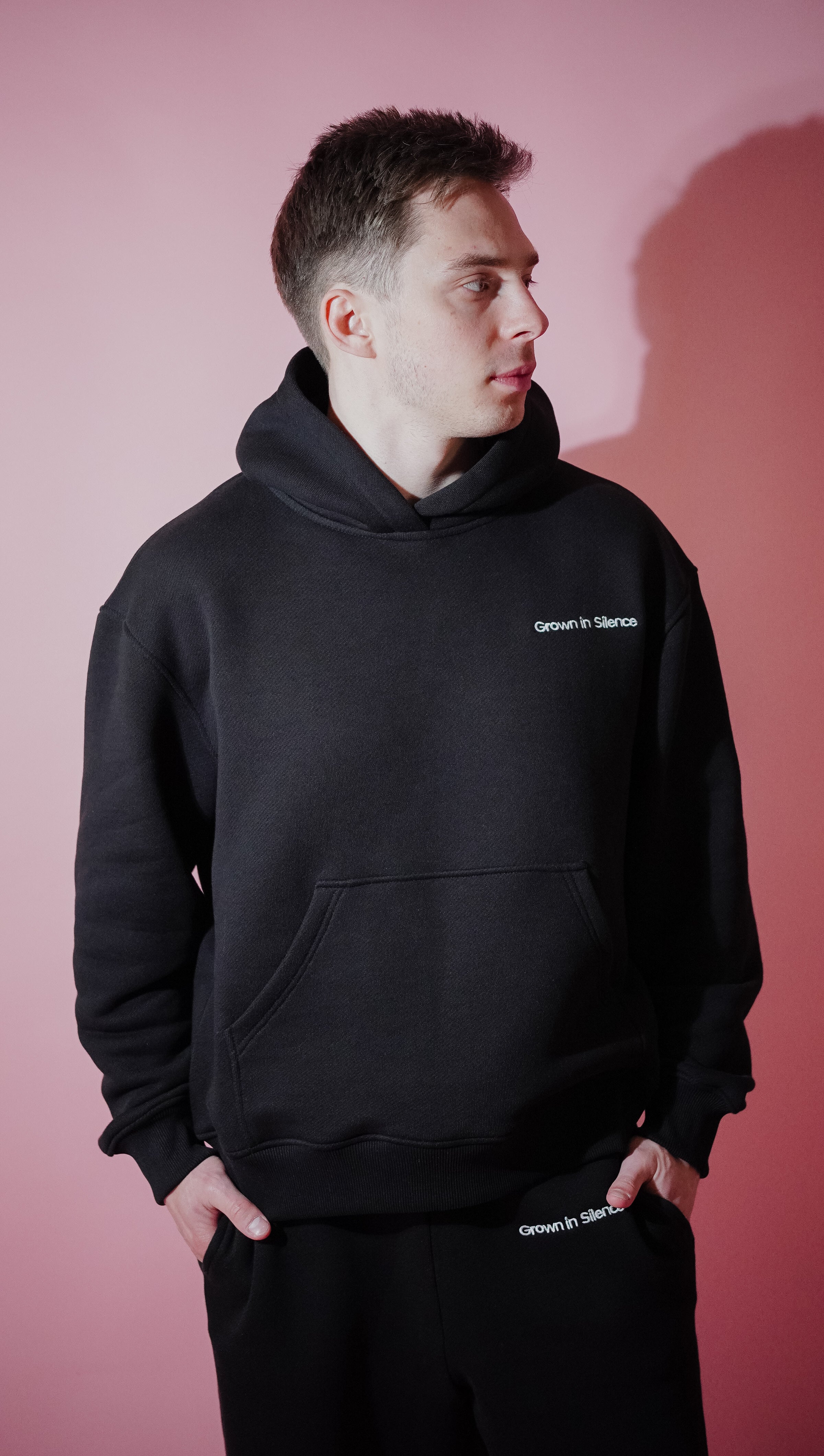 Oversized Hoodie in MIDNIGHT BLACK