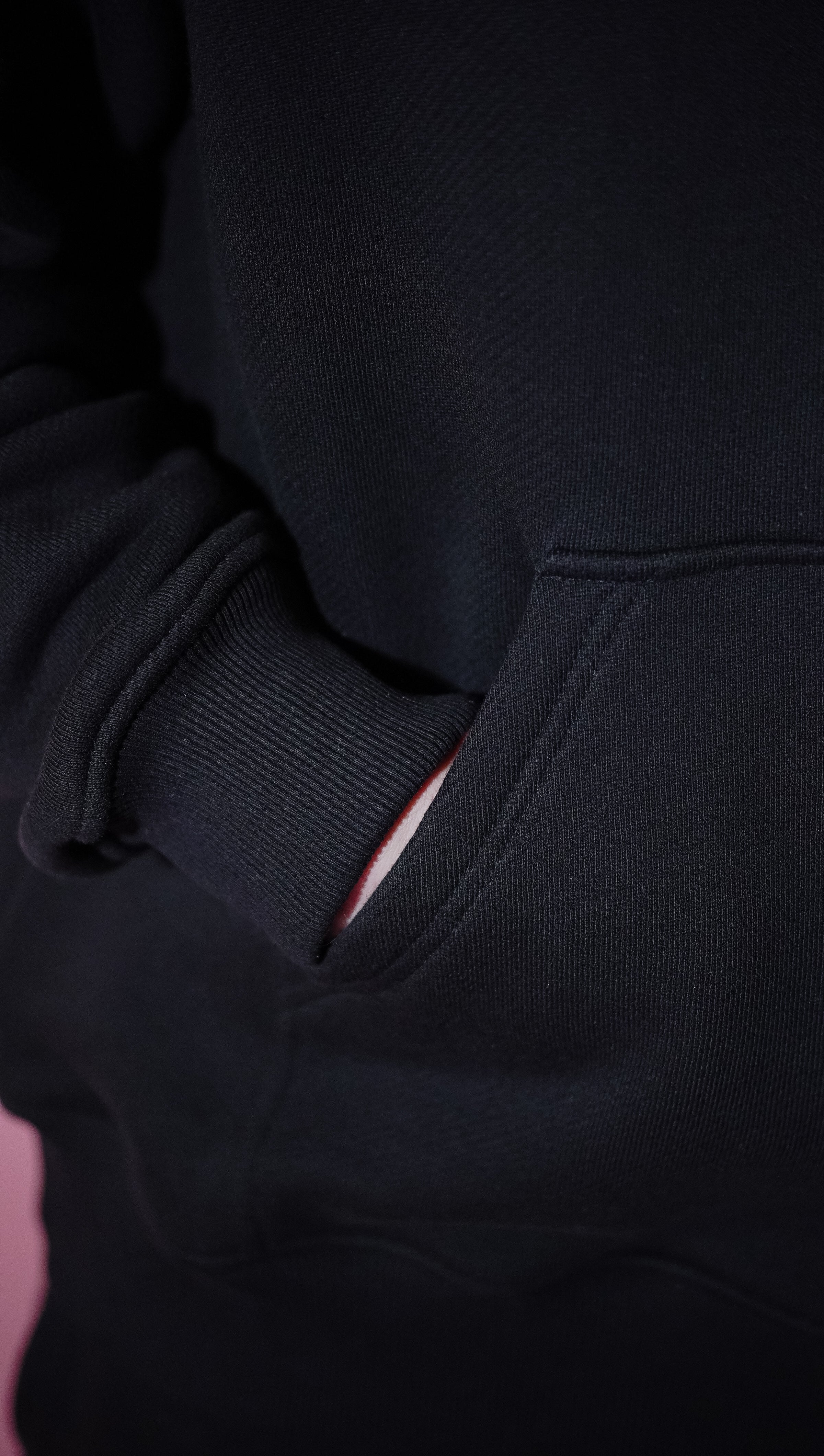 Oversized Hoodie in MIDNIGHT BLACK