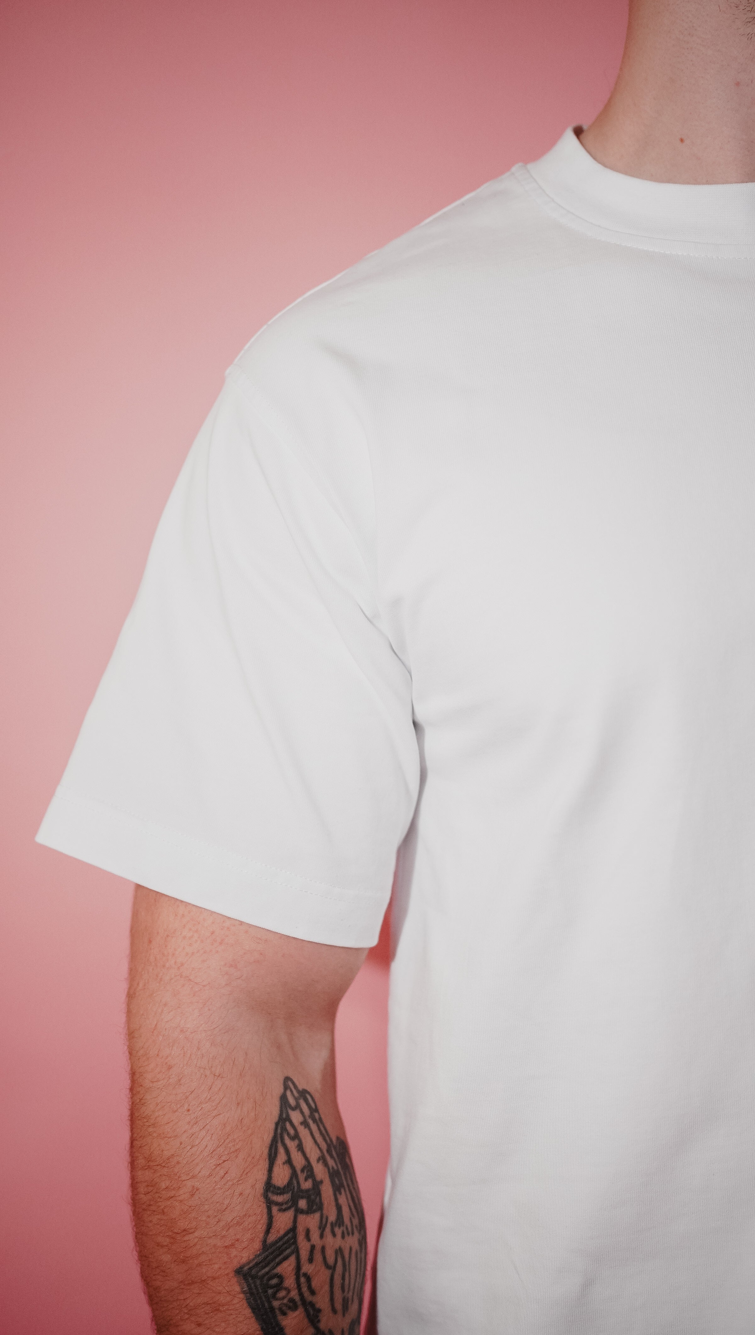 Oversized UNISEX Tee in RAW WHITE (One Size)